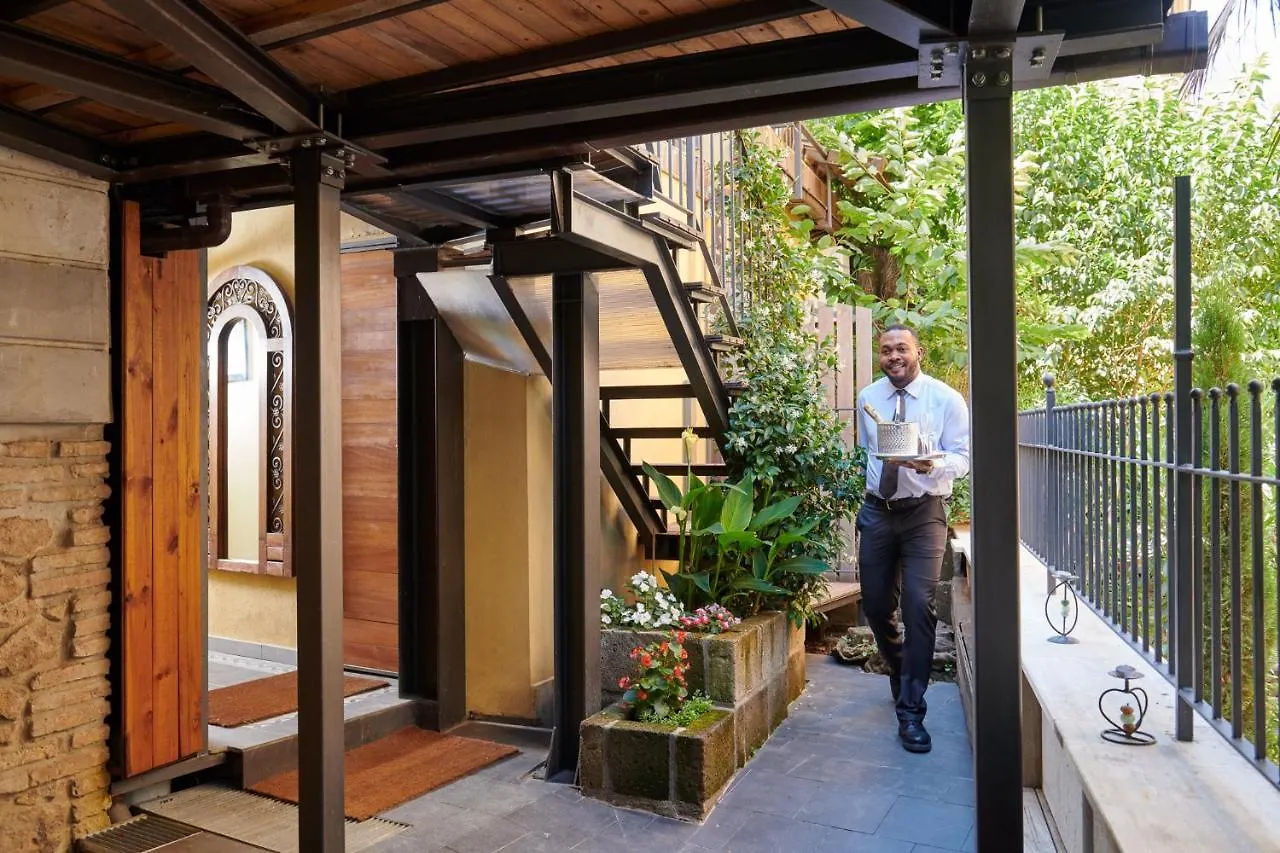 Palm Gallery Garden House Hotel Rome