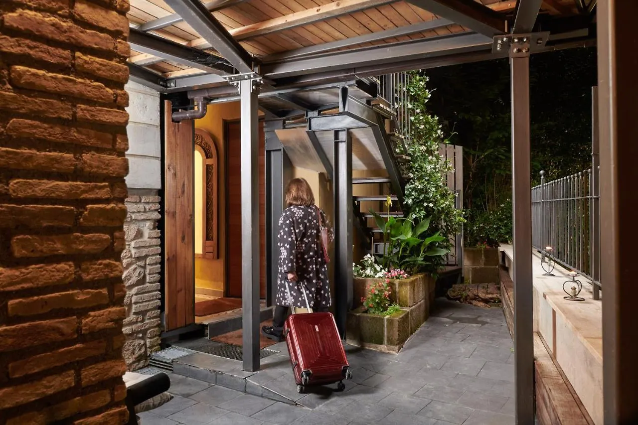 Palm Gallery Garden House Hotel Rome