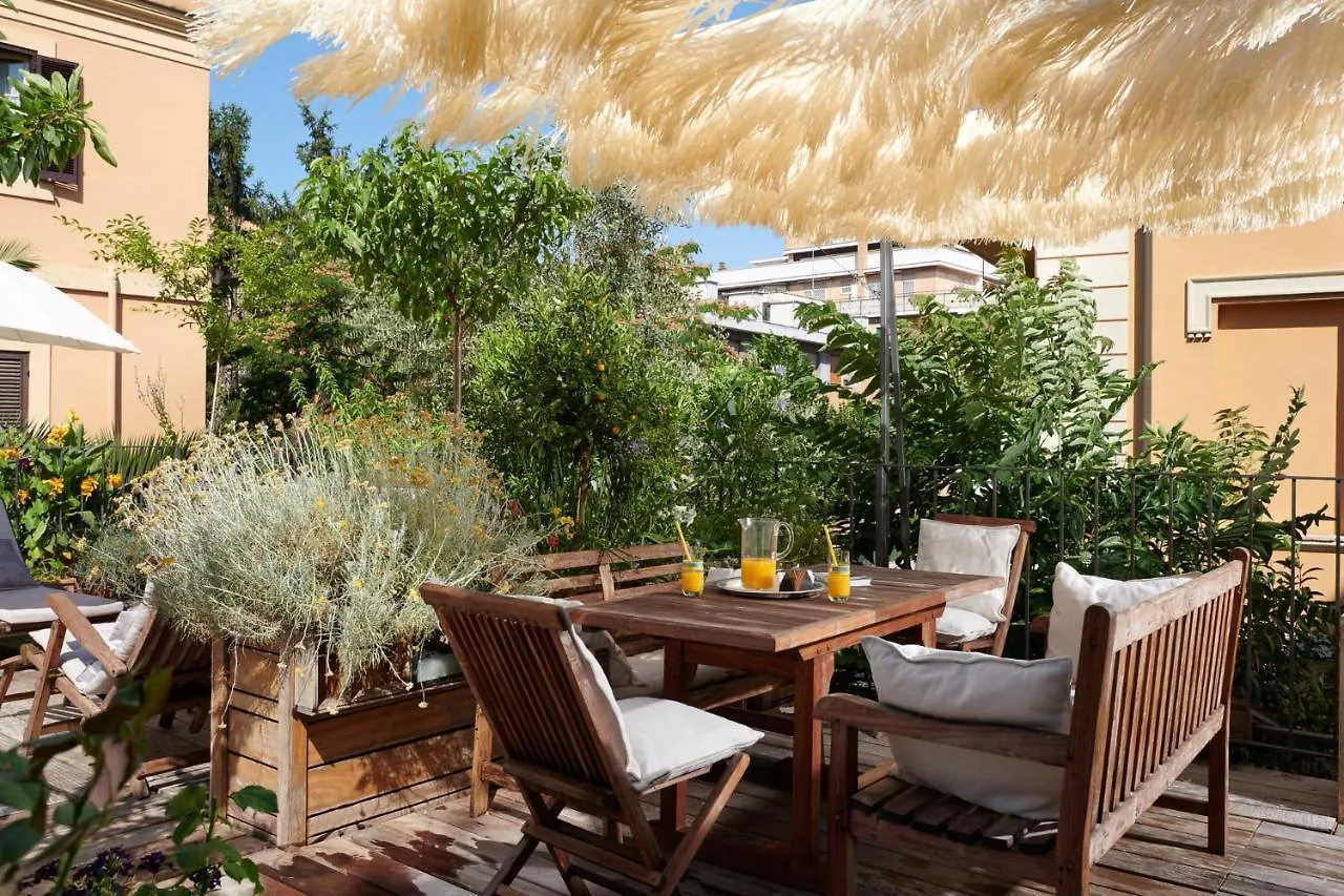Palm Gallery Garden House Hotel Rome